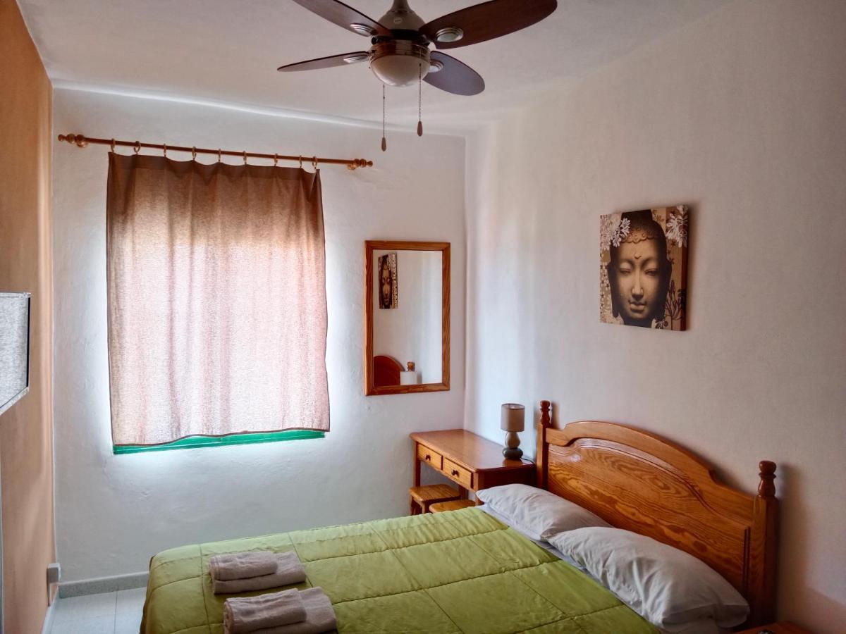 La Palma Hostel By Pension Central Фуэнкальенте-де-ла-Пальма Экстерьер фото