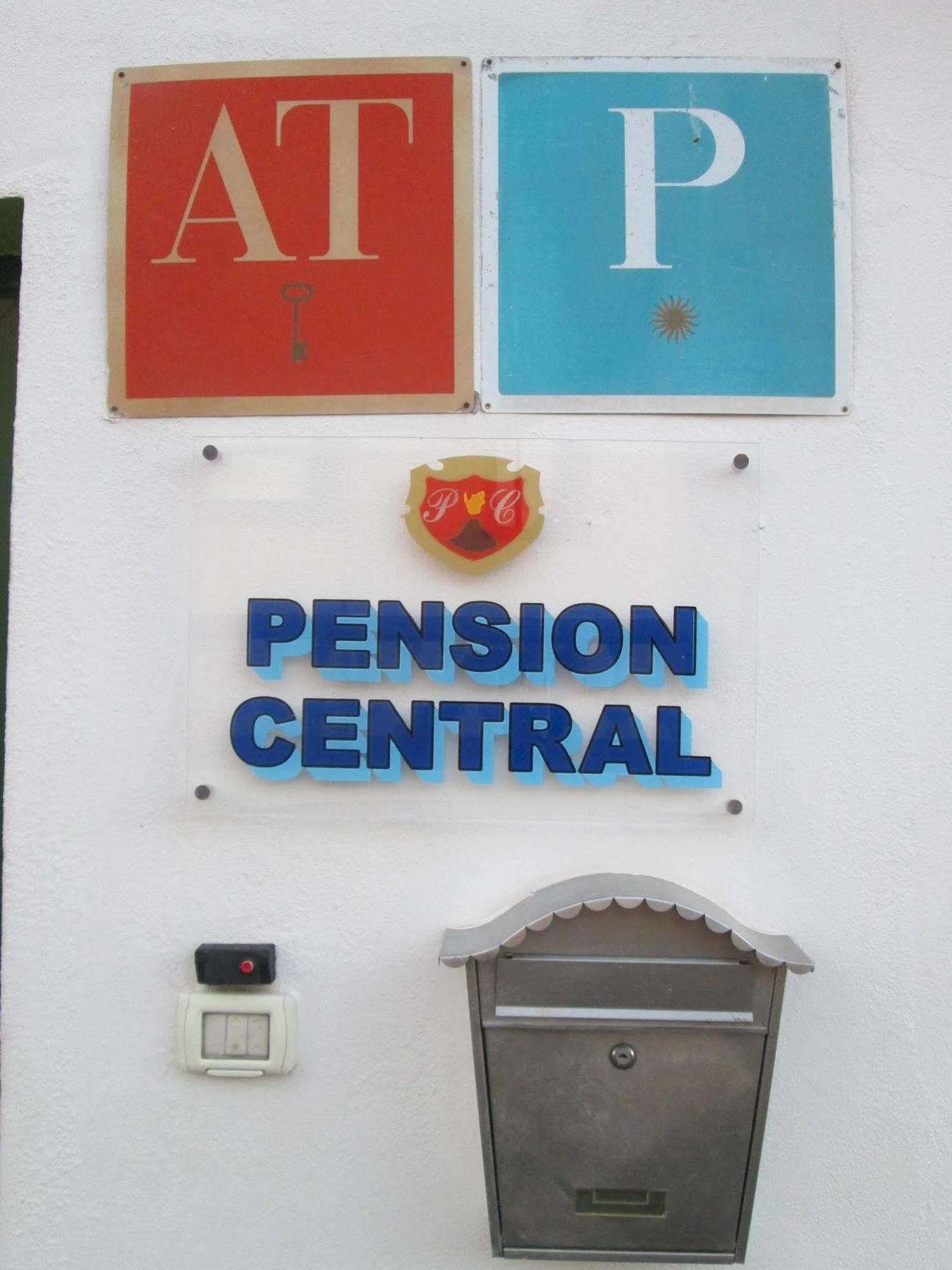 La Palma Hostel By Pension Central Фуэнкальенте-де-ла-Пальма Экстерьер фото