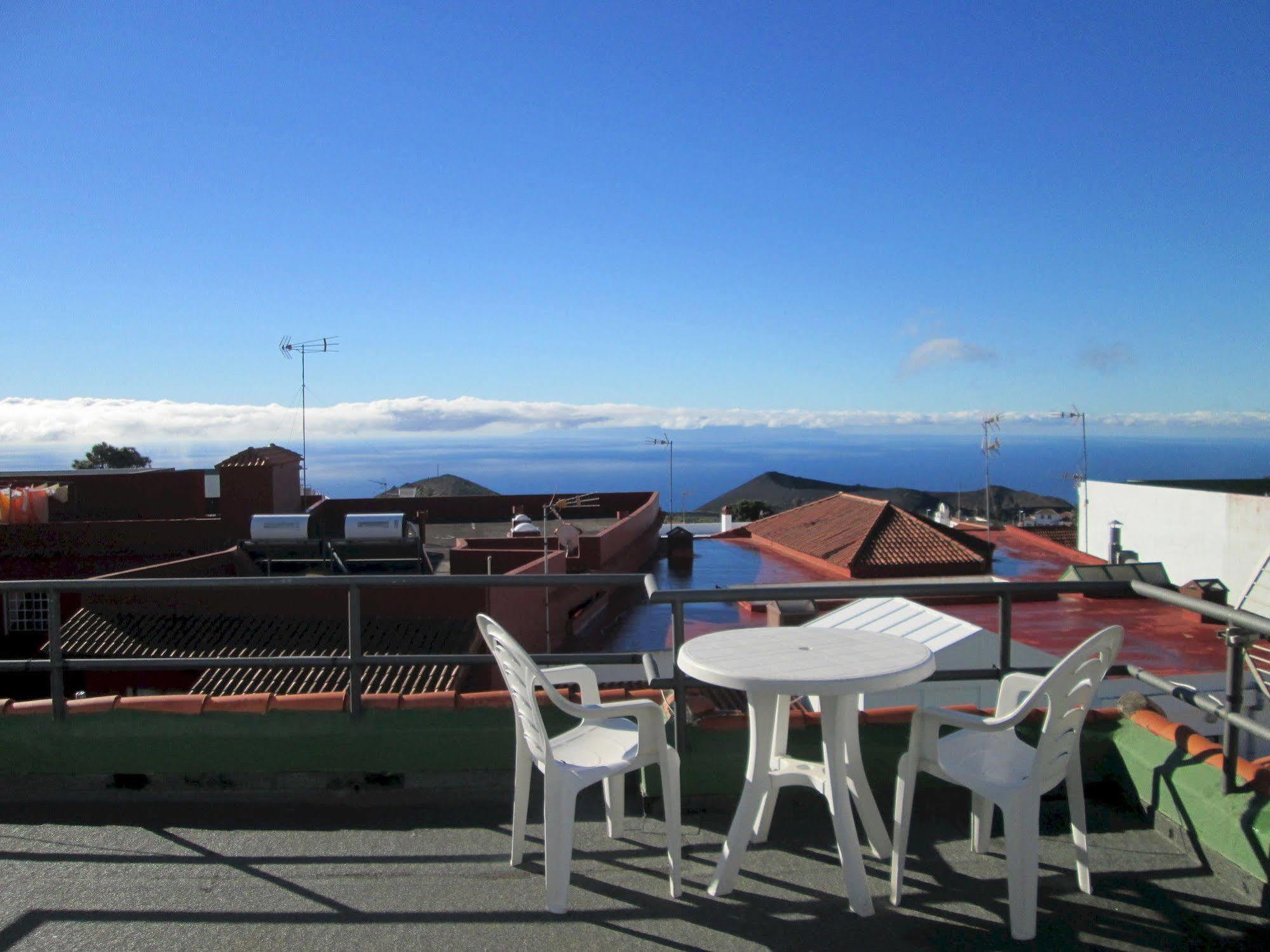 La Palma Hostel By Pension Central Фуэнкальенте-де-ла-Пальма Экстерьер фото